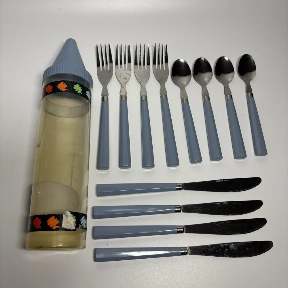 Vintage CARNIVAL Tableware by Rogers 12 Piece Service for Four Blue